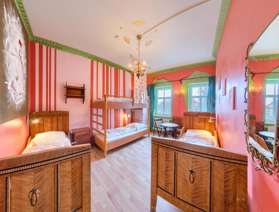 Labyrinth Hostel Weimar Esterno foto
