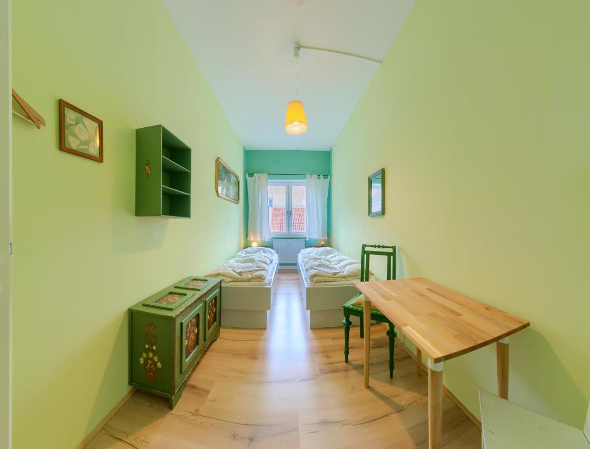 Labyrinth Hostel Weimar Esterno foto