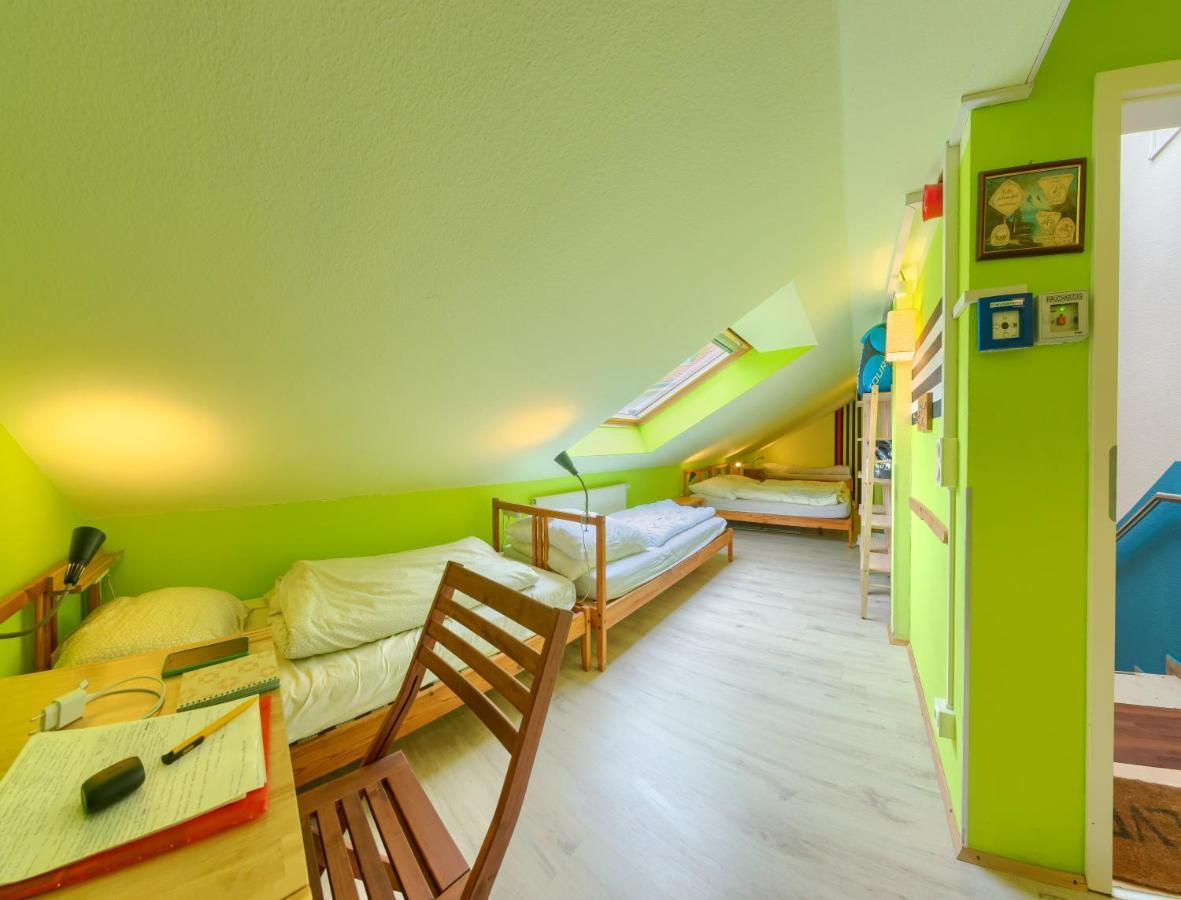 Labyrinth Hostel Weimar Esterno foto