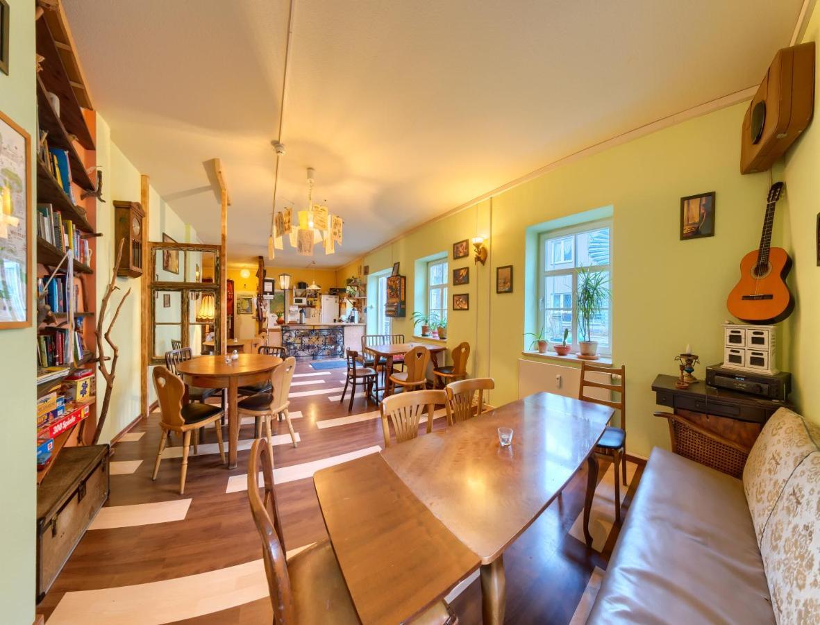 Labyrinth Hostel Weimar Esterno foto