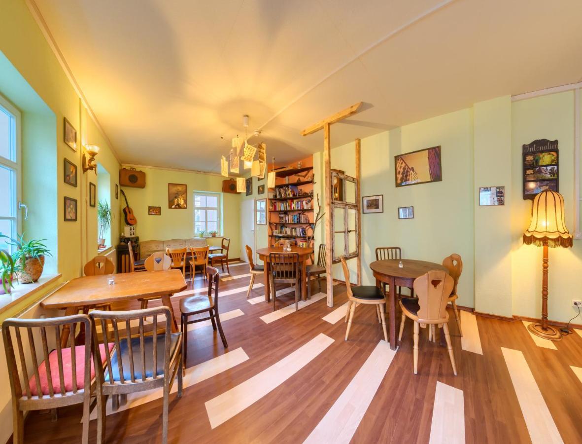 Labyrinth Hostel Weimar Esterno foto