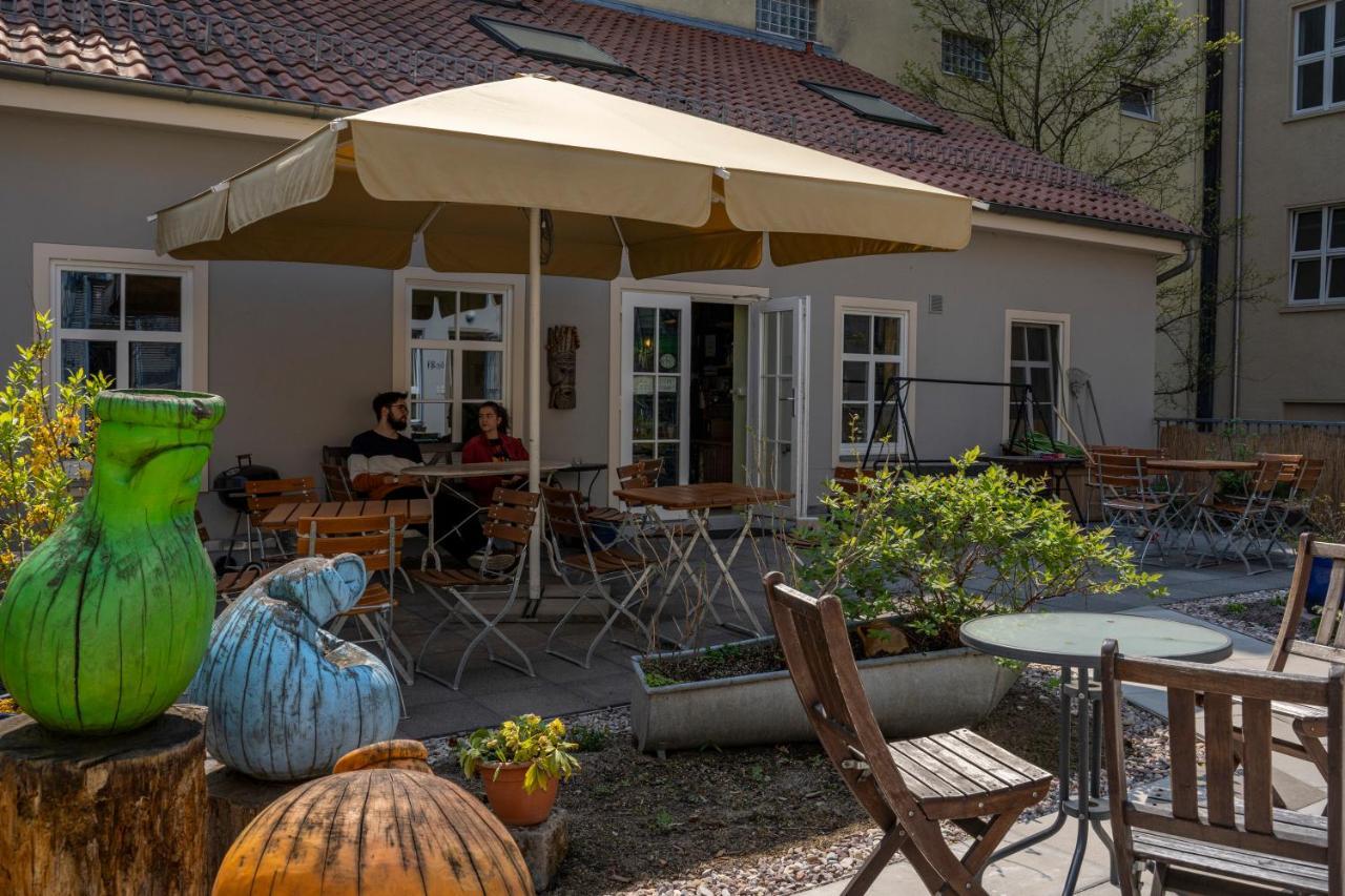 Labyrinth Hostel Weimar Esterno foto