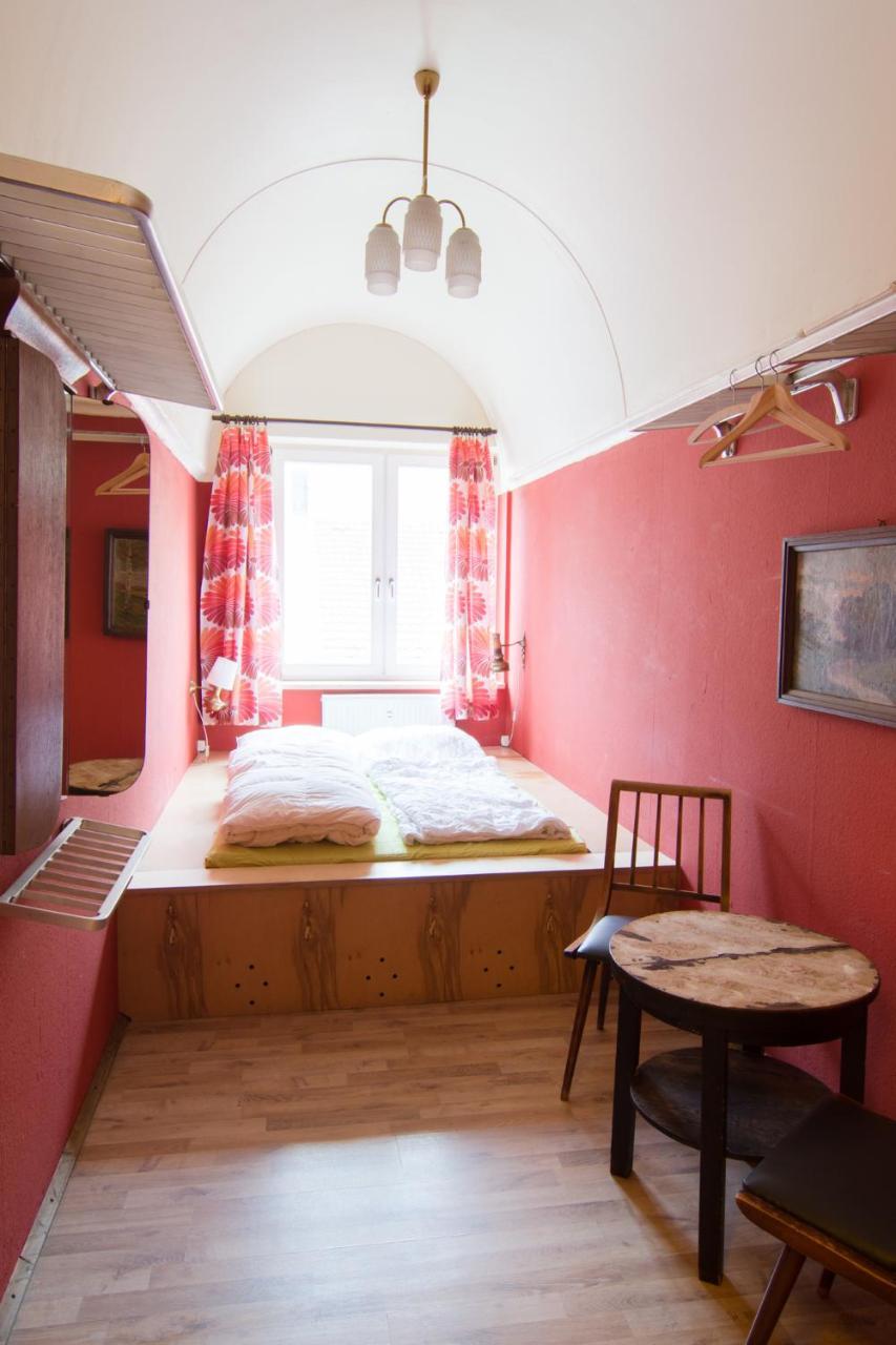 Labyrinth Hostel Weimar Esterno foto